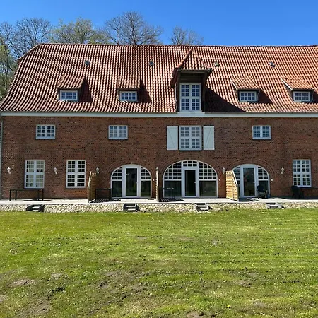 Gutshaus Wohlenhagen アパート *